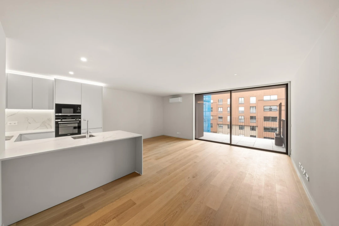 Apartamento T3 para Venda em Santa Marinha e São Pedro da Afurada Foto 1