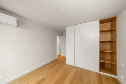 Apartamento T3 para Venda em Santa Marinha e São Pedro da Afurada