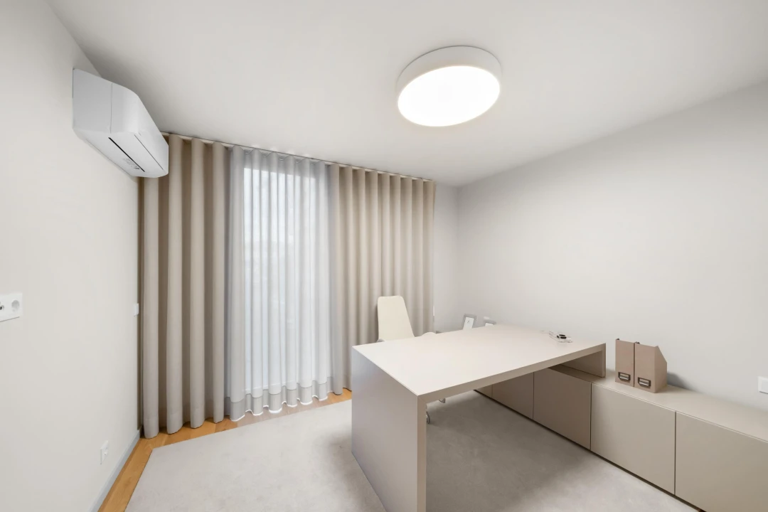 Apartamento T4 para Venda em Santa Marinha e São Pedro da Afurada Foto 8