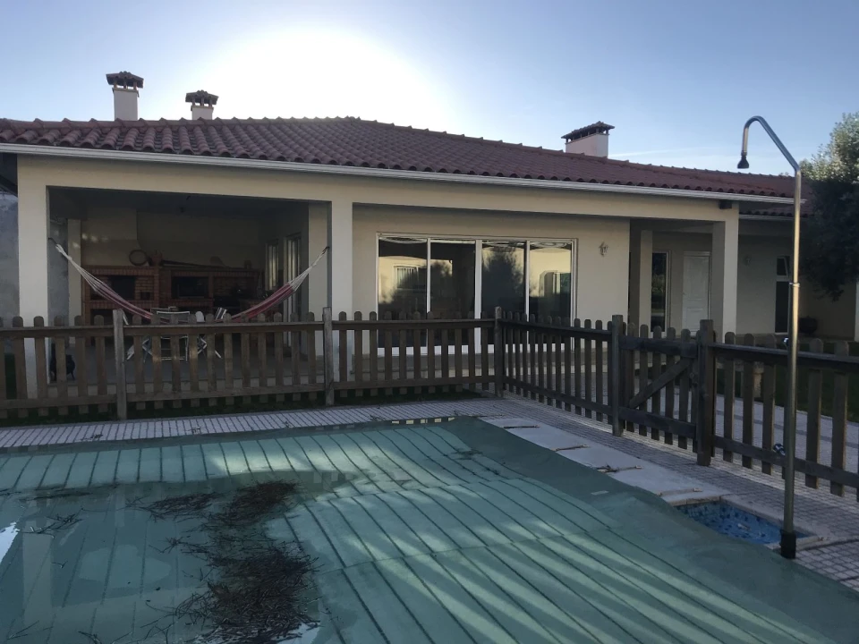 Moradia T4 para Venda em Gesteira e Brunhós Foto 7