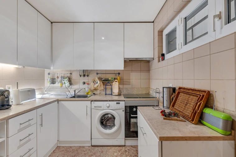 Apartamento T2 para Venda em Santa Maria Maior Foto 6
