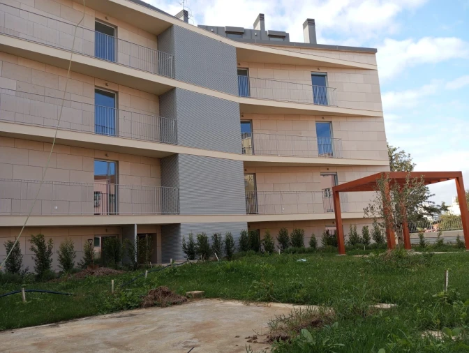 Apartamento T2 para Venda em Areeiro Foto 13