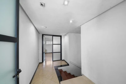 Moradia T6 para Venda em Arcozelo