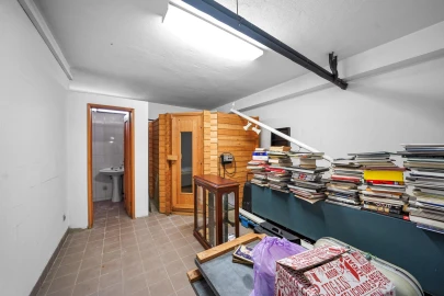 Moradia T6 para Venda em Arcozelo