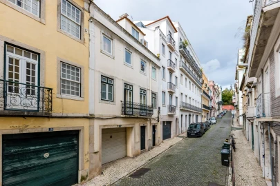 Apartamento T2 para Venda em Santa Maria Maior