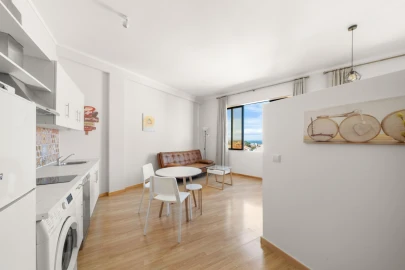 Apartamento para Venda em Paranhos