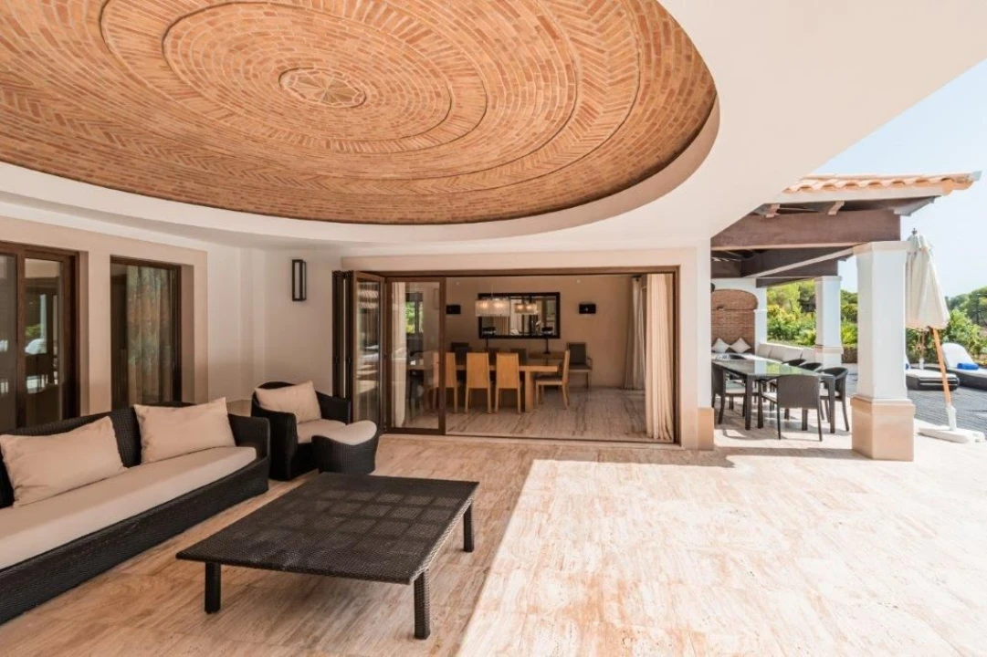 Moradia T4 para Venda em Albufeira e Olhos de Água Foto 5