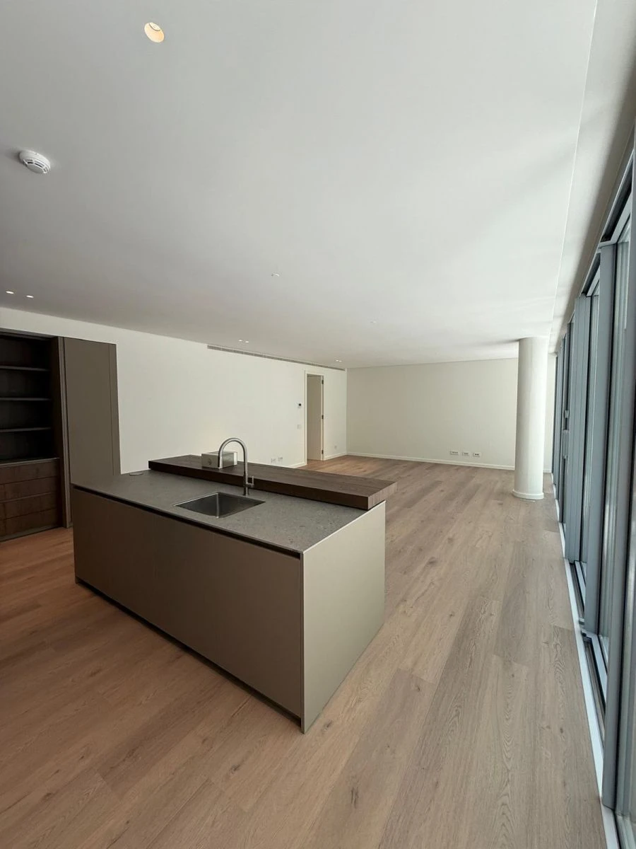 Apartamento T3 para Venda em Santa Maria Maior Foto 2