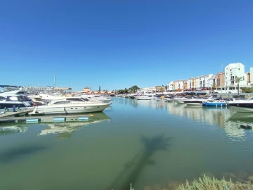 Apartamento T1 para Venda em Quarteira