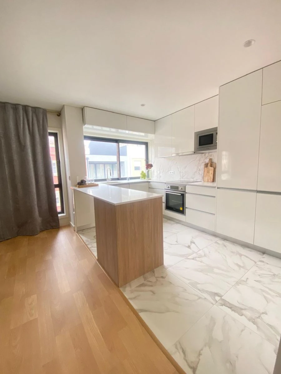 Apartamento T3 para Venda em Campanhã Foto 4