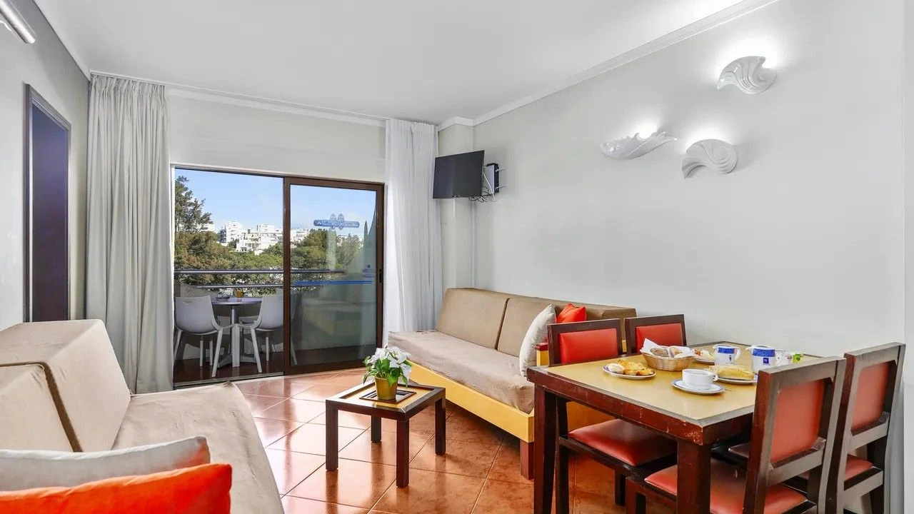 Apartamento para Venda em Albufeira e Olhos de Água Foto 3