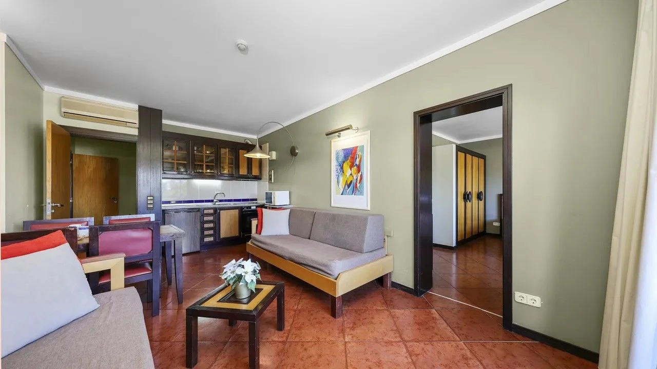 Apartamento T1 para Venda em Albufeira e Olhos de Água Foto 1