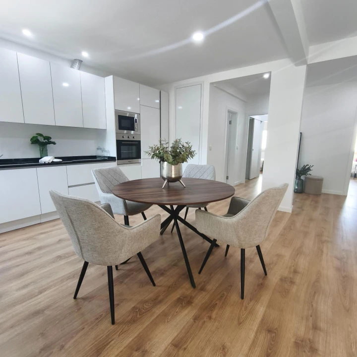 Apartamento T3 para Venda em Benfica Foto 6