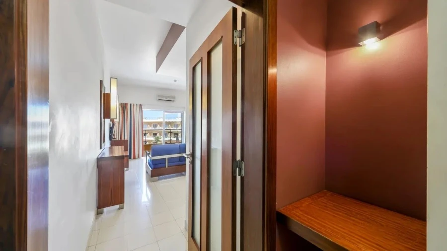Apartamento T1 para Venda em Albufeira e Olhos de Água Foto 7