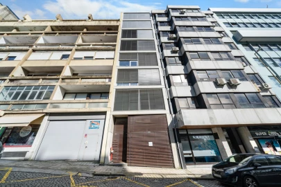 Apartamento para Venda em Paranhos
