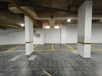 Garagem para Venda em Albufeira e Olhos de Água
