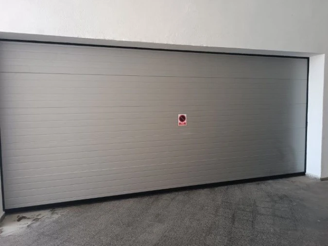 Garagem para Venda em Albufeira e Olhos de Água Foto 3