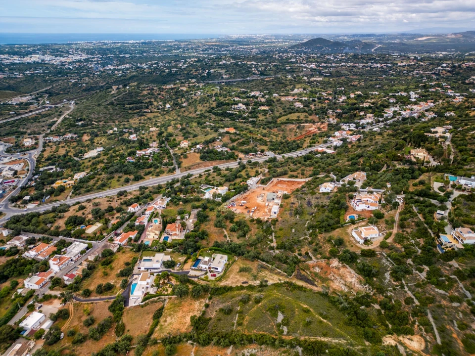 Terreno para Venda em Santa Barbara de Nexe Foto 3