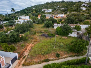 Terreno para Venda em Santa Barbara de Nexe