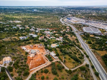 Terreno para Venda em Santa Barbara de Nexe