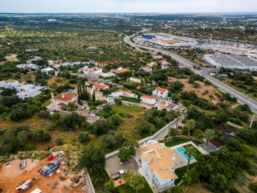 Terreno para Venda em Santa Barbara de Nexe