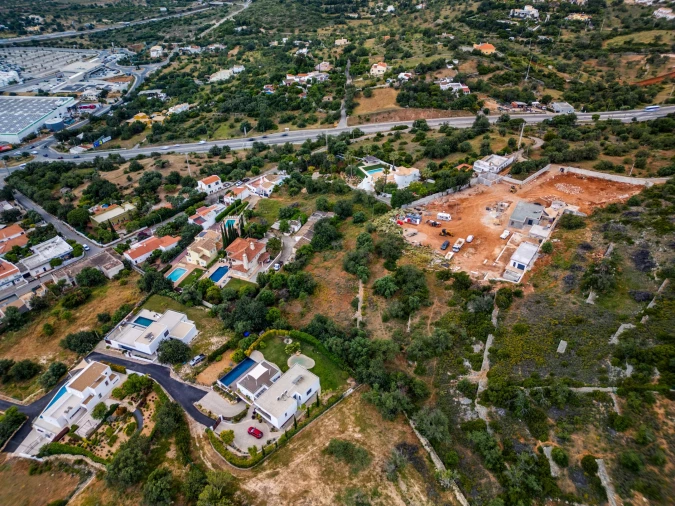 Terreno para Venda em Santa Barbara de Nexe Foto 18