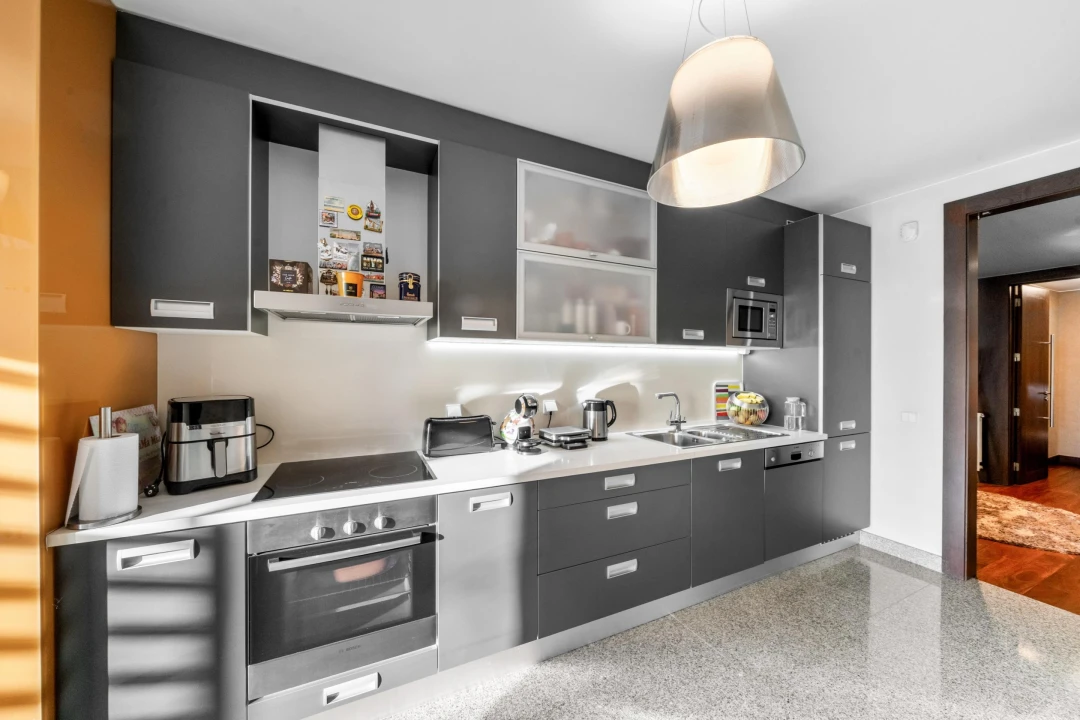 Apartamento T4 para Venda em Santa Marinha e São Pedro da Afurada Foto 8