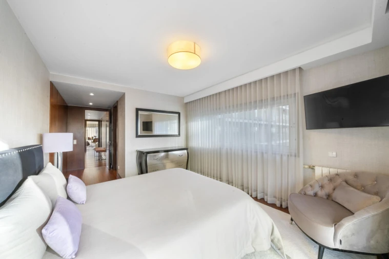 Apartamento T4 para Venda em Santa Marinha e São Pedro da Afurada Foto 18