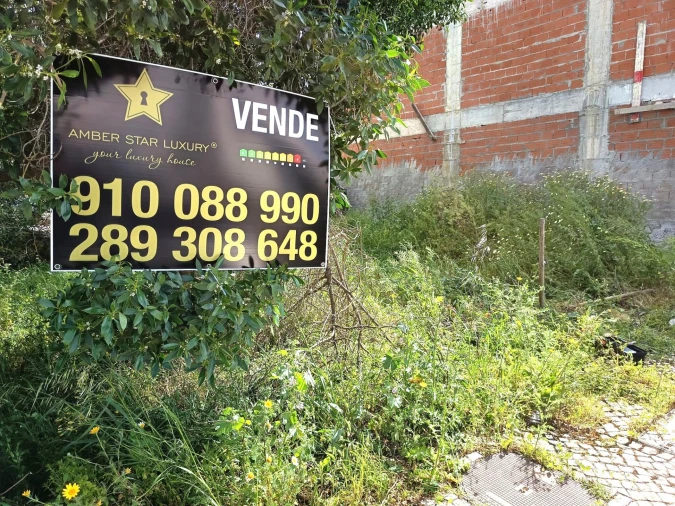 Terreno para Venda em Conceição e Estoi Foto 4