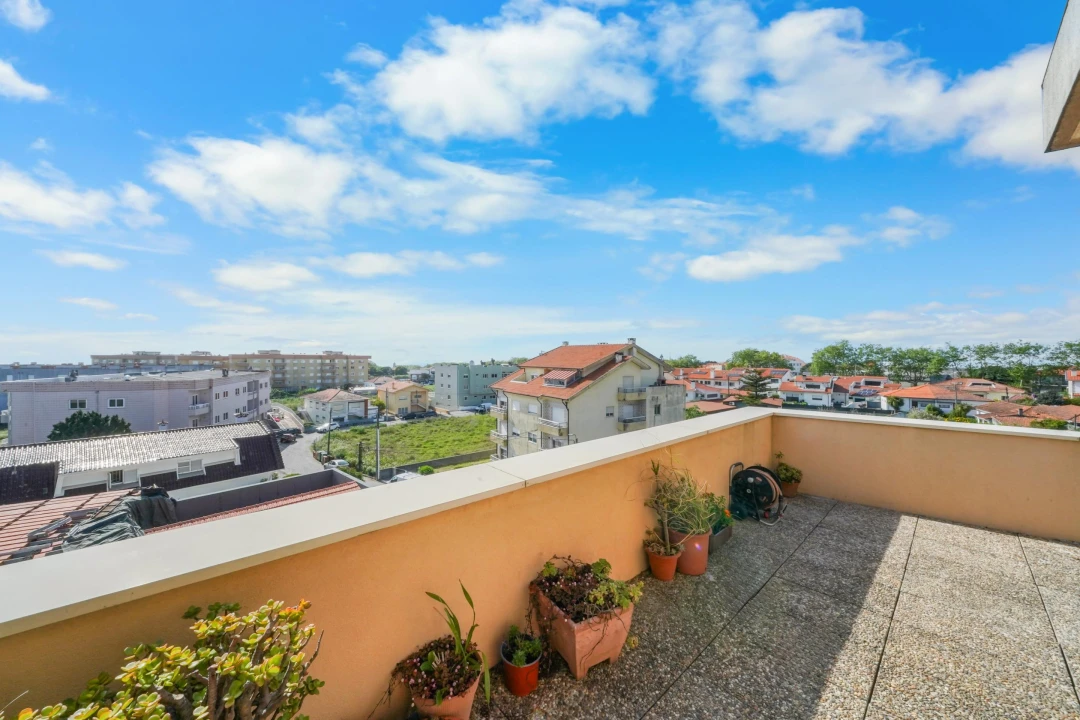 Apartamento T4 para Venda em Arcozelo Foto 20