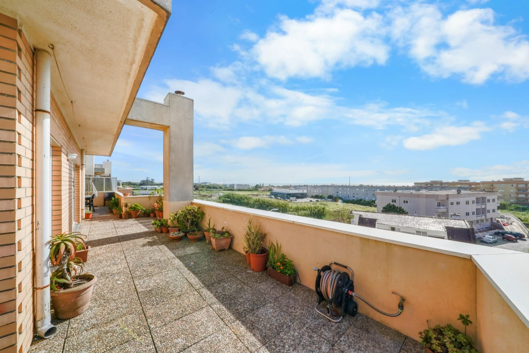 Apartamento T4 para Venda em Arcozelo Foto 21