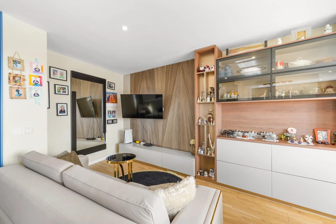 Apartamento T4 para Venda em Arcozelo Foto 7