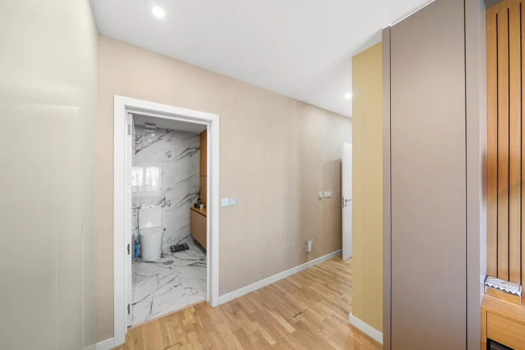 Apartamento T4 para Venda em Arcozelo Foto 27