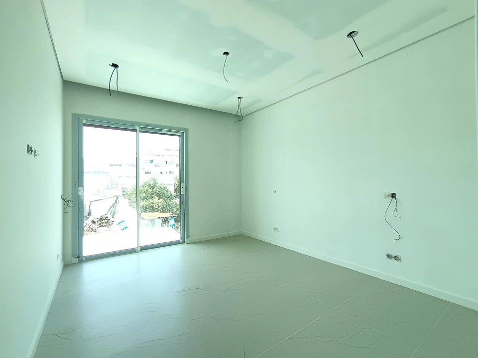 Apartamento T2 para Venda em Quarteira Foto 1