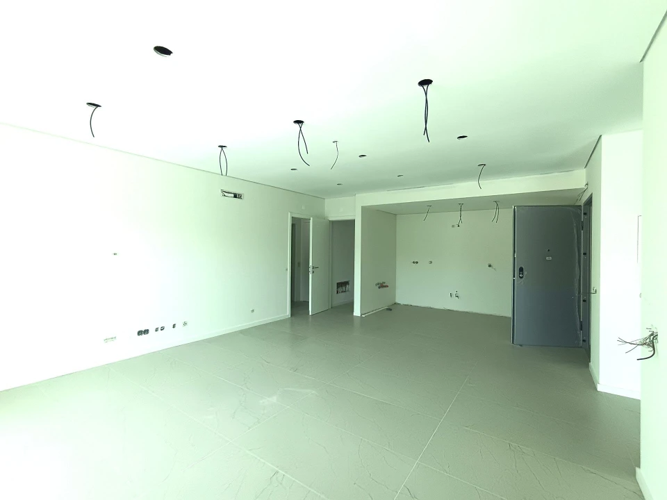 Apartamento T2 para Venda em Quarteira Foto 7
