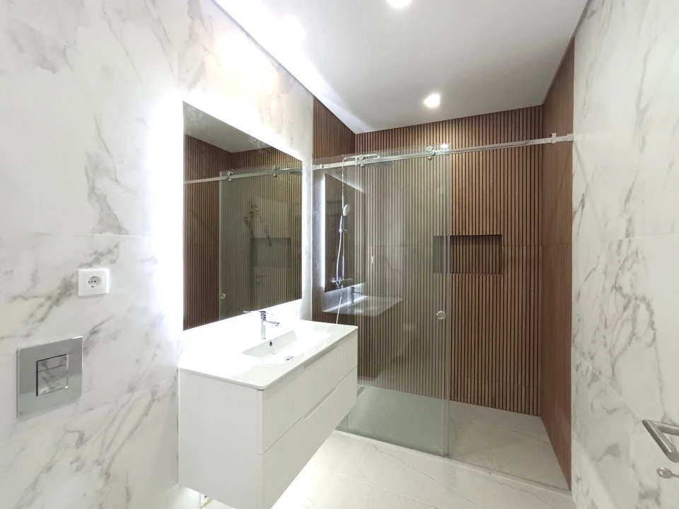 Apartamento T2 para Venda em Quarteira Foto 10