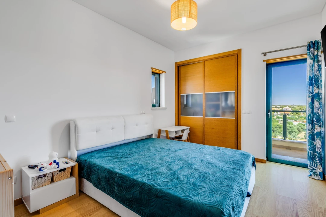 Apartamento T3 para Venda em Quarteira Foto 17