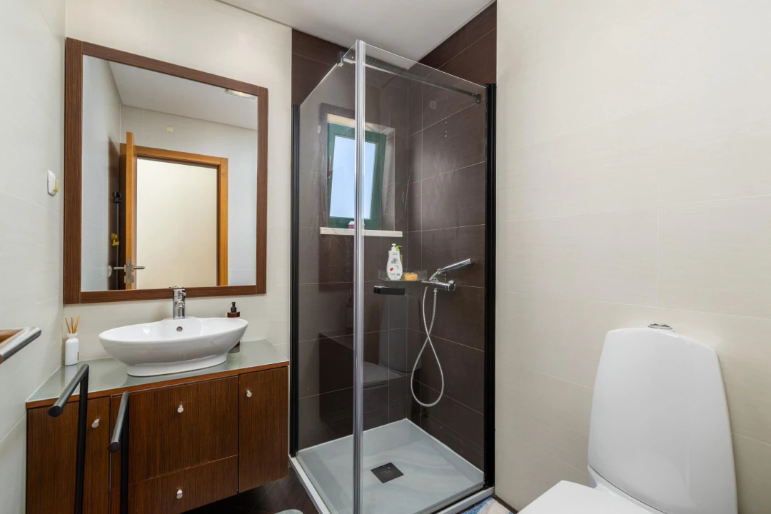 Apartamento T3 para Venda em Quarteira Foto 23