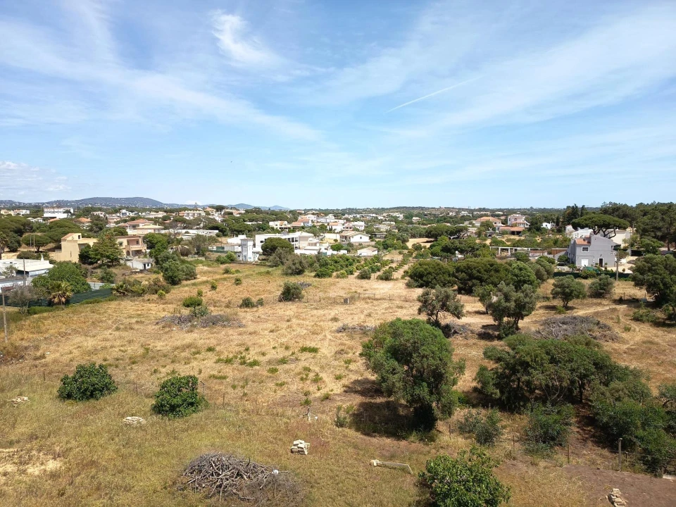 Apartamento T3 para Venda em Quarteira Foto 30