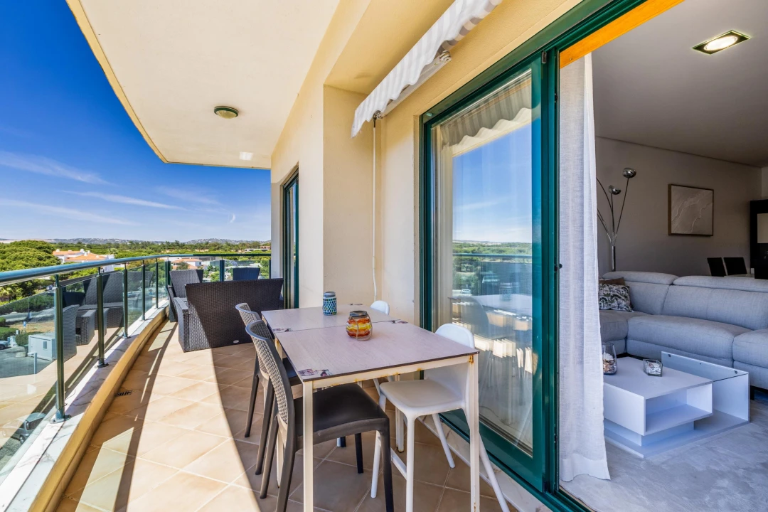 Apartamento T3 para Venda em Quarteira Foto 5