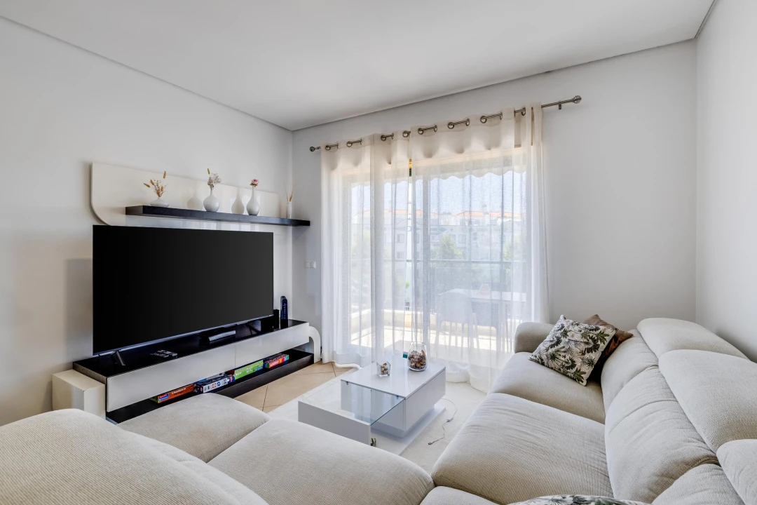 Apartamento T3 para Venda em Quarteira Foto 6