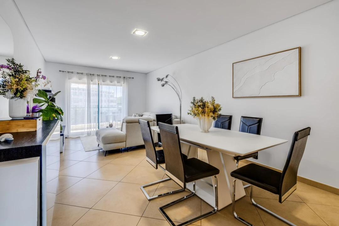 Apartamento T3 para Venda em Quarteira Foto 9