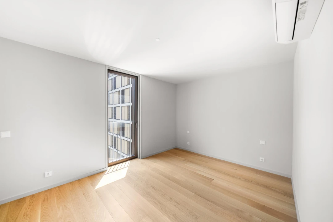 Apartamento T4 para Venda em Santa Marinha e São Pedro da Afurada Foto 6
