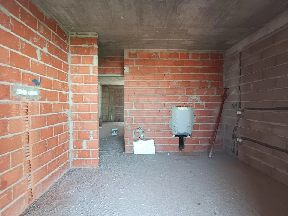 Apartamento T2 para Venda em Quarteira Foto 5