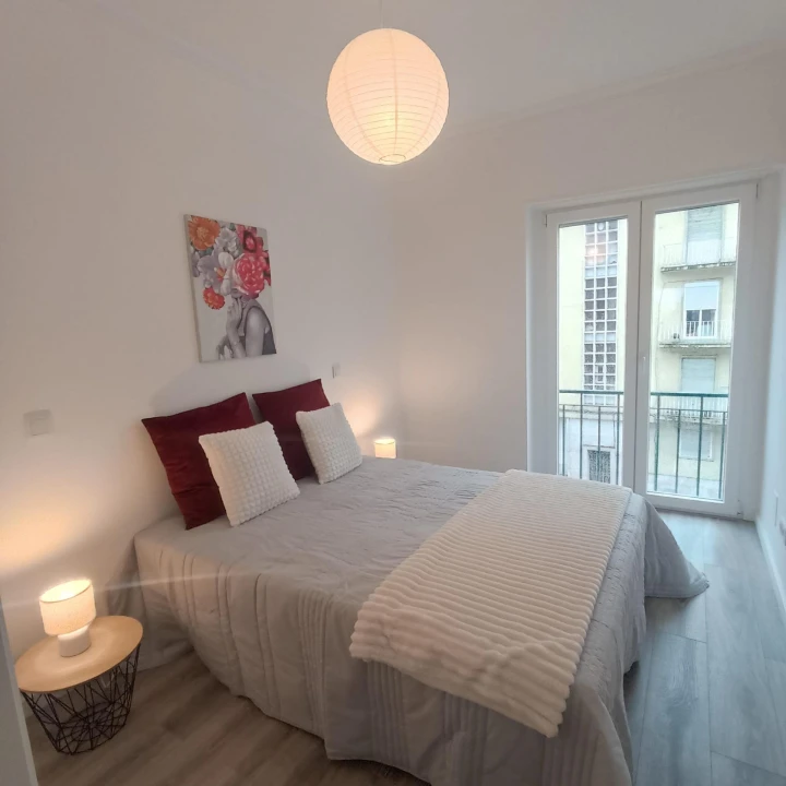 Apartamento T3 para Venda em Benfica Foto 5
