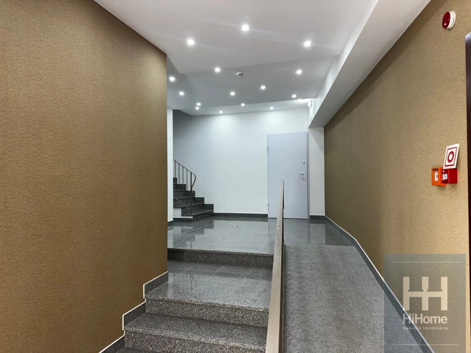 Apartamento T1 para Venda em Funchal (São Pedro) Foto 2
