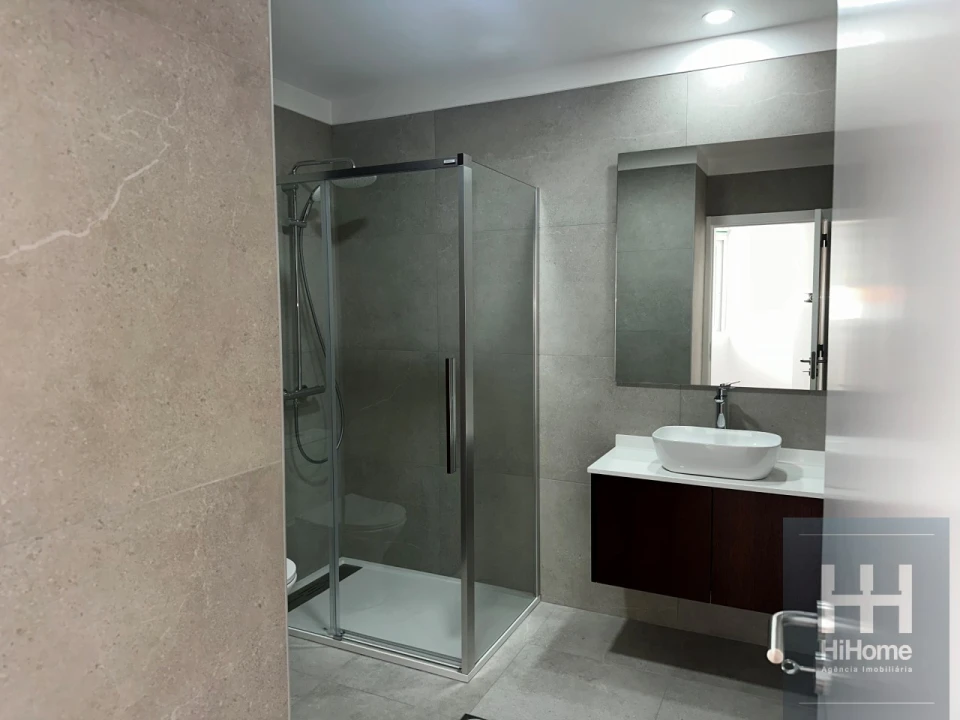 Apartamento T1 para Venda em Funchal (São Pedro) Foto 12