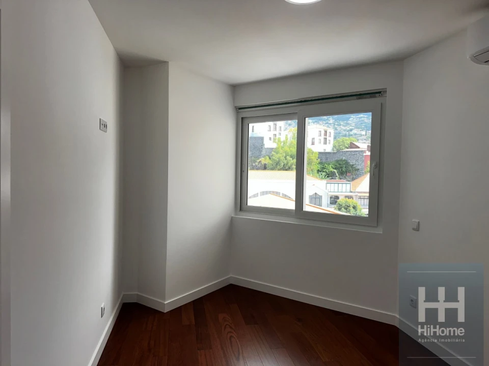 Apartamento T1 para Venda em Funchal (São Pedro) Foto 14