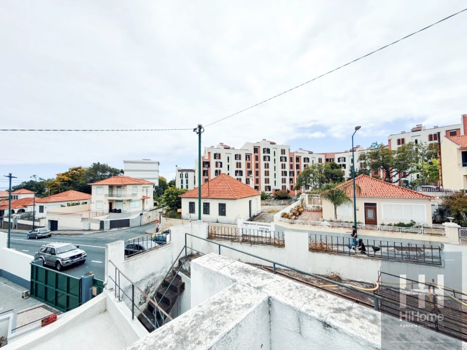 Moradia T4 para Venda em Funchal (São Pedro) Foto 36