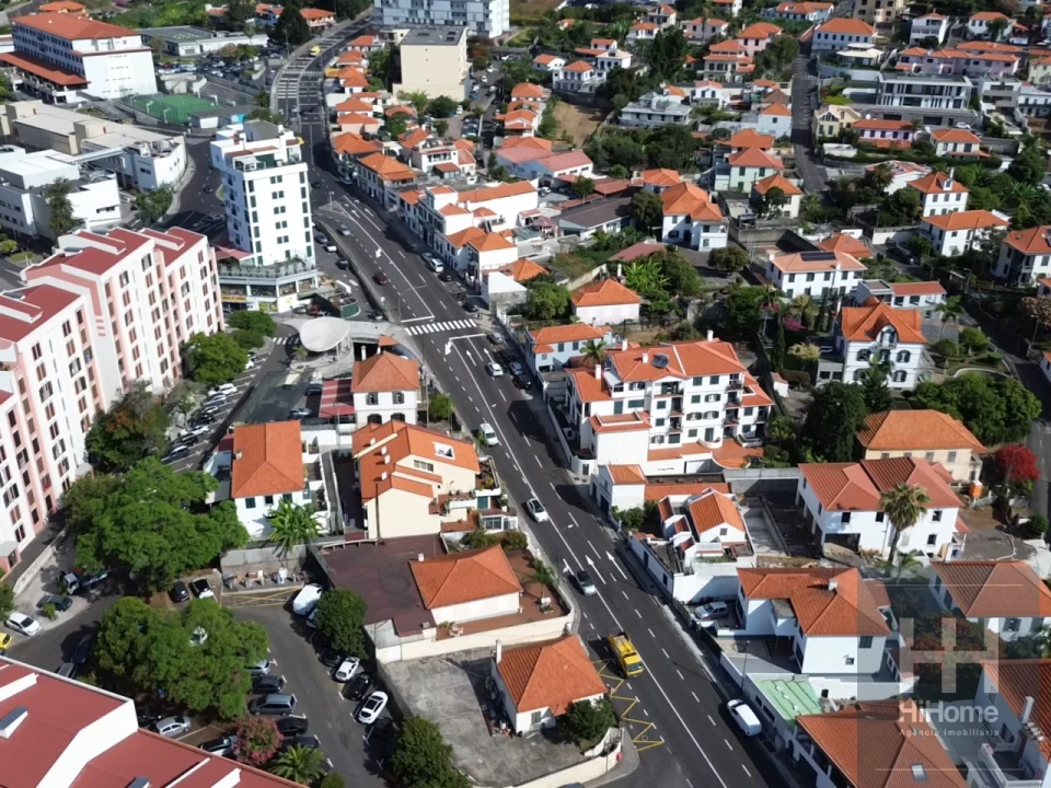Moradia T4 para Venda em Funchal (São Pedro) Foto 41